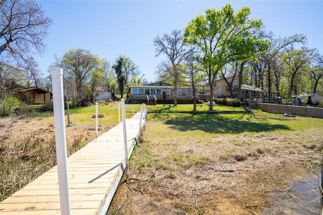 9520 Heron Drive, Fort Worth, TX 76108