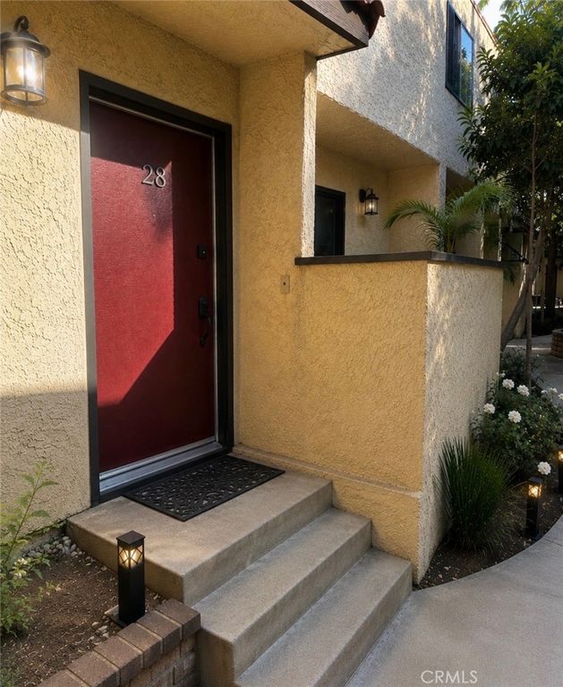 Image 2 of property listing at 13540 Hubbard, Sylmar, CA 91342