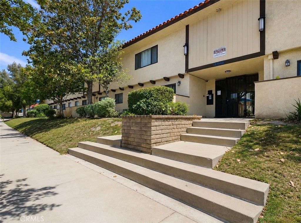 Image 3 of property listing at 13540 Hubbard, Sylmar, CA 91342