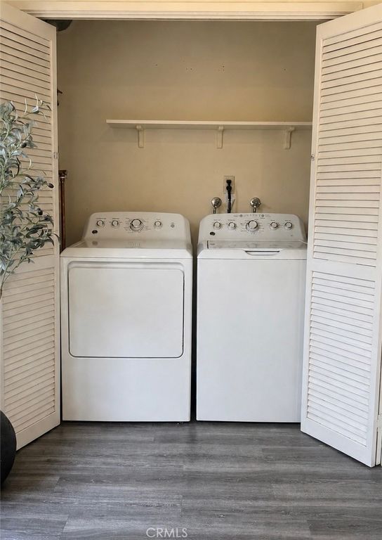 Image 6 of property listing at 13540 Hubbard, Sylmar, CA 91342