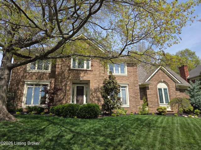 502 Lake Forest Pkwy, Louisville, KY 40245