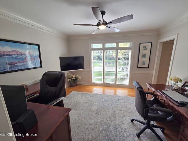 502 Lake Forest Pkwy, Louisville, KY 40245