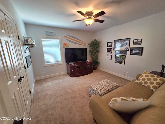 502 Lake Forest Pkwy, Louisville, KY 40245