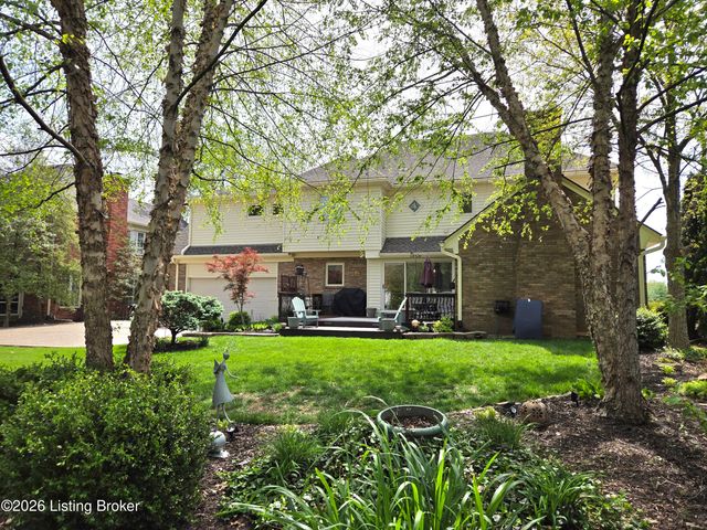 502 Lake Forest Pkwy, Louisville, KY 40245