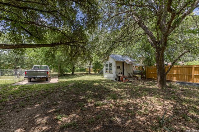 245 CONCORD PL, Balcones Heights, TX 78201