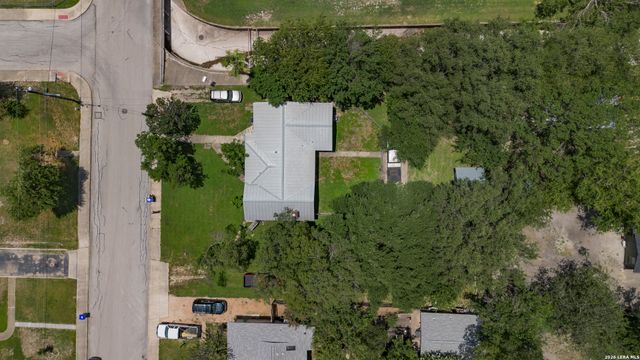 245 CONCORD PL, Balcones Heights, TX 78201