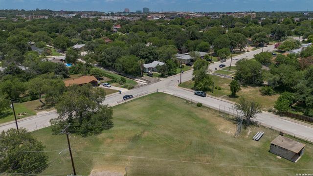 245 CONCORD PL, Balcones Heights, TX 78201