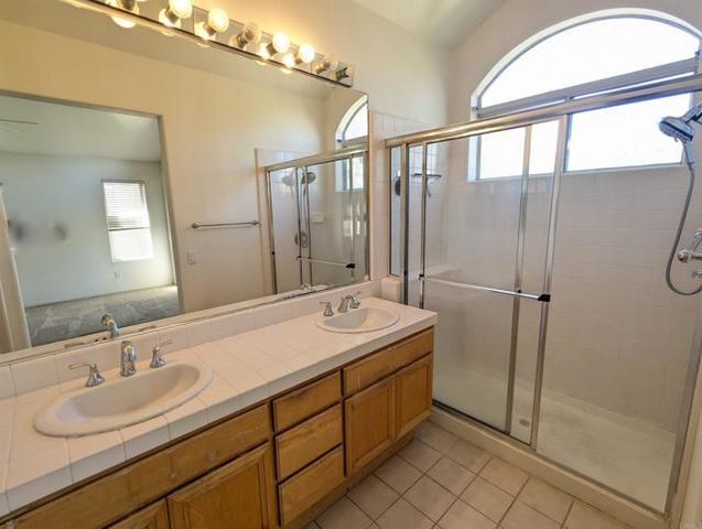 1560 Via Botero, Oceanside, CA 92056