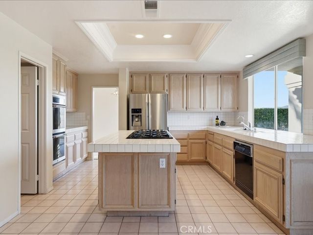 8331 E Hillsdale, Orange, CA 92869