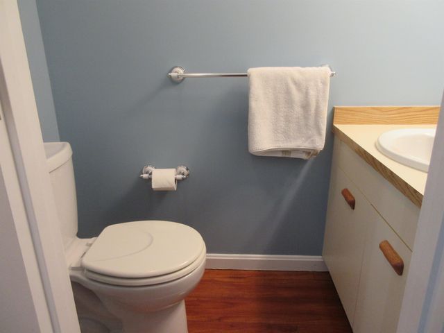 413 Fox Hollow Way, Manchester, NH 03104