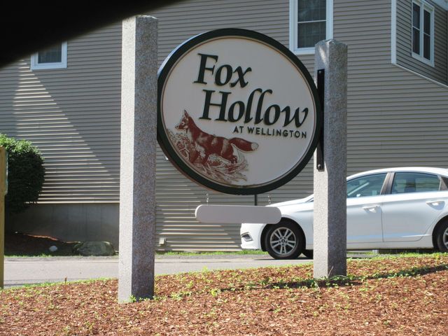 413 Fox Hollow Way, Manchester, NH 03104