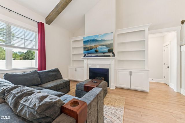 15 Arbor Drive, Youngsville, NC 27596