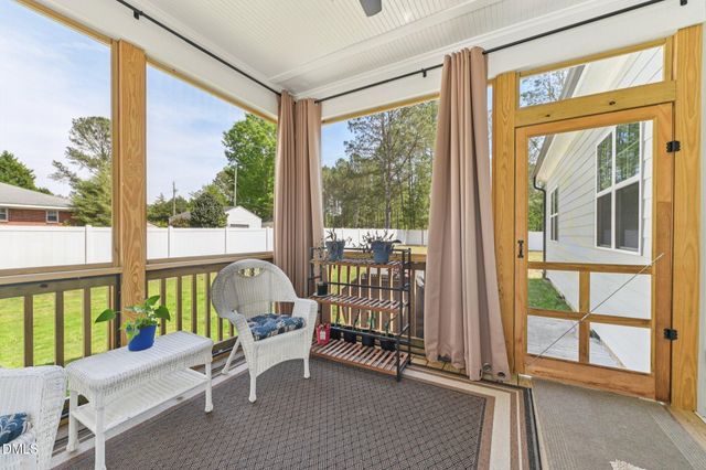 15 Arbor Drive, Youngsville, NC 27596