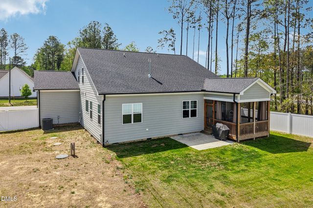 15 Arbor Drive, Youngsville, NC 27596