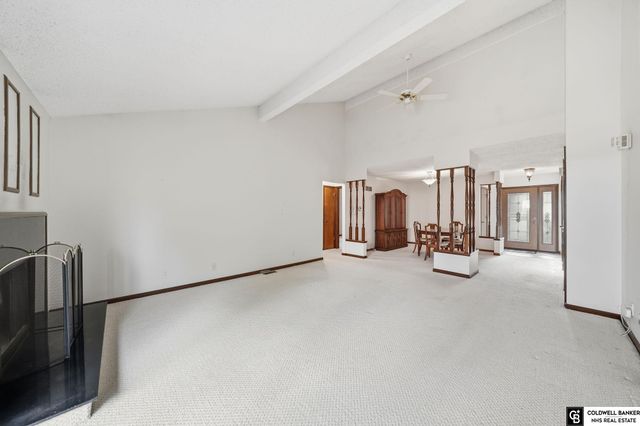 7106 Shamrock Road, Lincoln, NE 68506