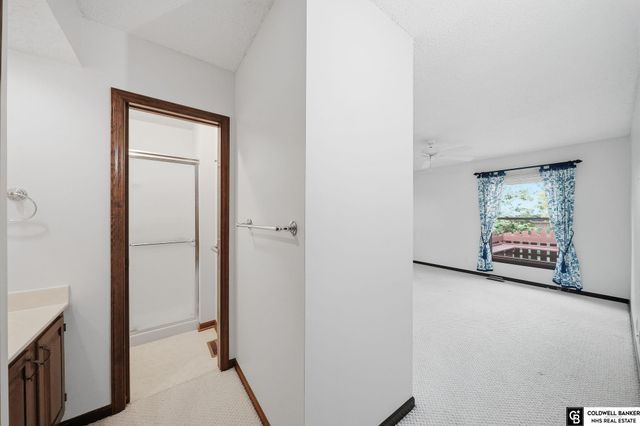 7106 Shamrock Road, Lincoln, NE 68506