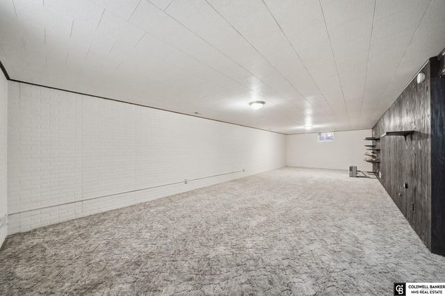 7106 Shamrock Road, Lincoln, NE 68506