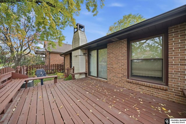 7106 Shamrock Road, Lincoln, NE 68506