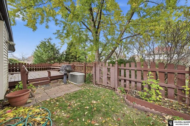 7106 Shamrock Road, Lincoln, NE 68506