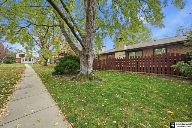 7106 Shamrock Road, Lincoln, NE 68506