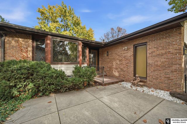 7106 Shamrock Road, Lincoln, NE 68506