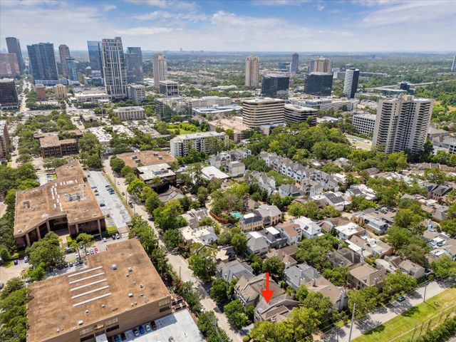2 S Briar Hollow Lane 2, Houston, TX 77027