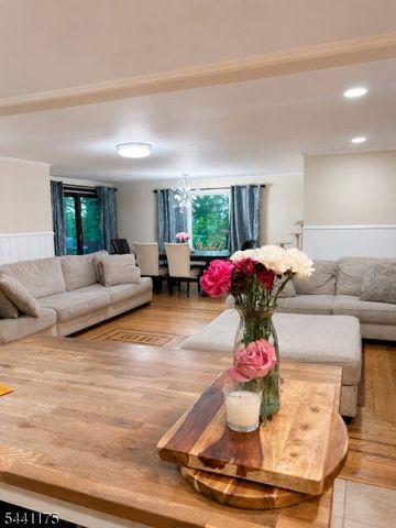 26 Mountain Rd, Roxbury Twp., NJ 07852