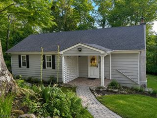 26 Mountain Rd, Roxbury Twp., NJ 07852