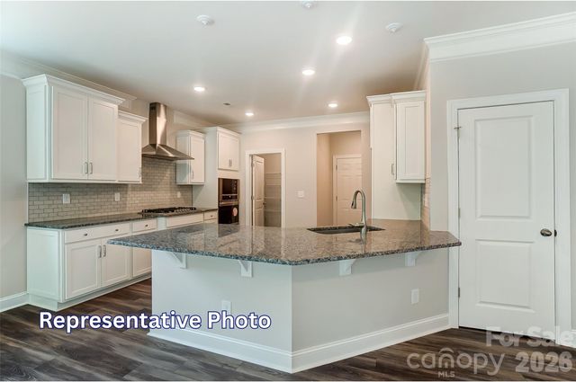 13126 Foxberry Road, Charlotte, NC 28213