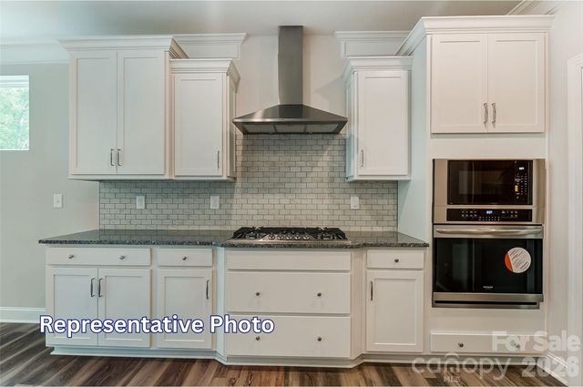 13126 Foxberry Road, Charlotte, NC 28213