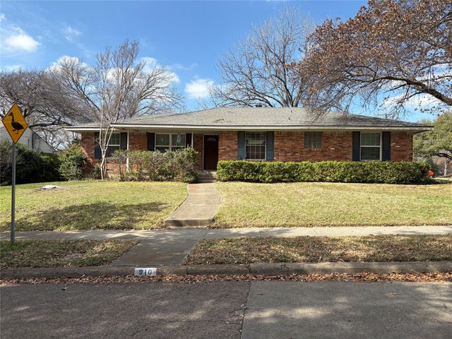 910 Blue Lake Circle, Richardson, TX 75080