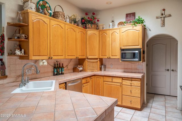 1616 Via Rubi, Las Cruces, NM 88007