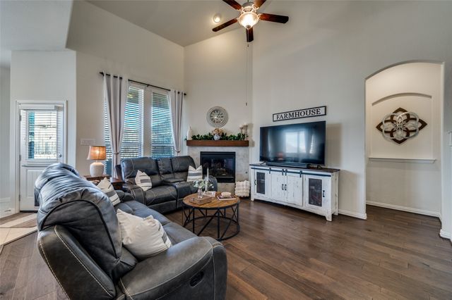 4524 Frost Avenue, Celina, TX 76227