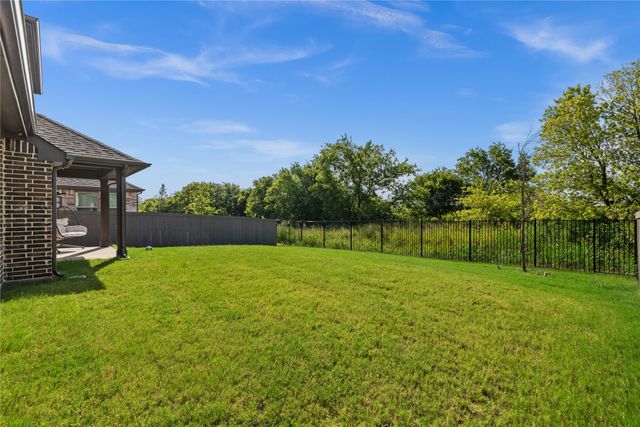 7150 Nandina Drive, Venus, TX 76084