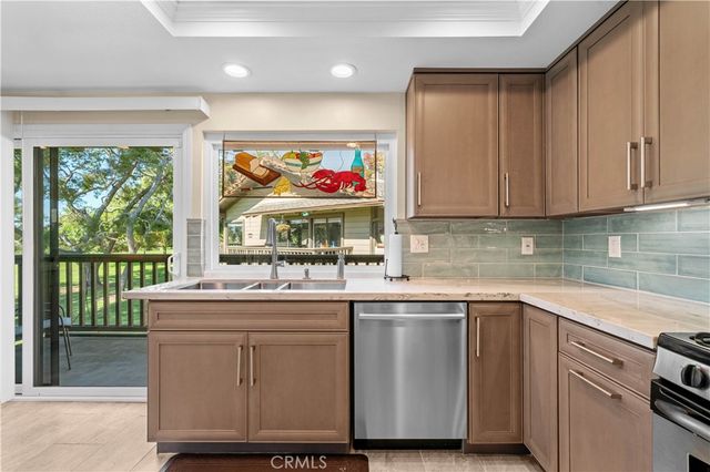 30 Arboles 34, Irvine, CA 92612