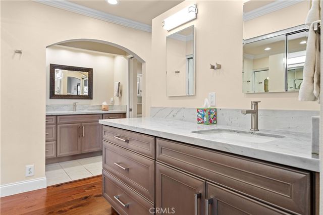 30 Arboles 34, Irvine, CA 92612