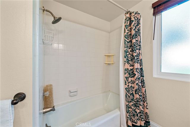 30 Arboles 34, Irvine, CA 92612