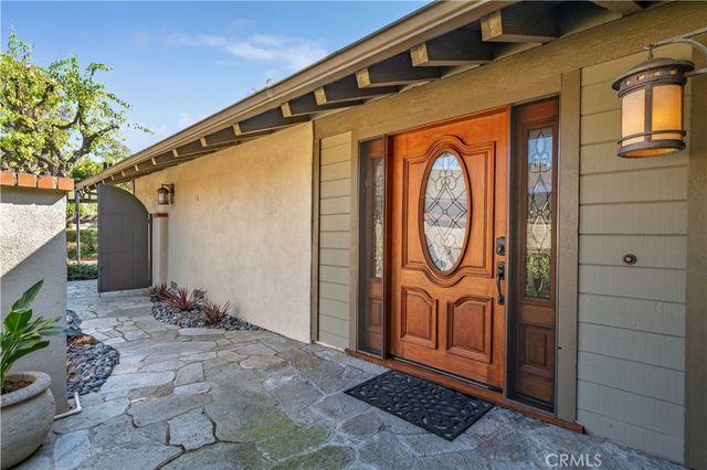 30 Arboles 34, Irvine, CA 92612