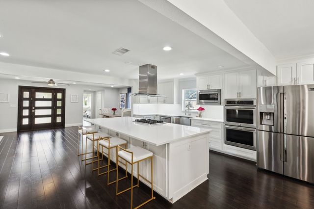 5031 Waneta Drive, Dallas, TX 75209