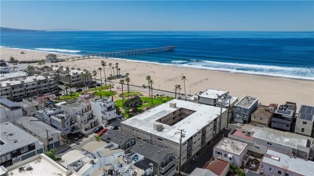 15 15th 22, Hermosa Beach, CA 90254