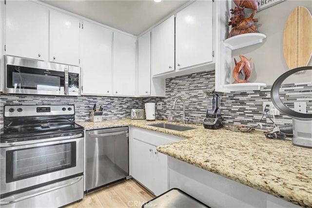 15 15th 22, Hermosa Beach, CA 90254