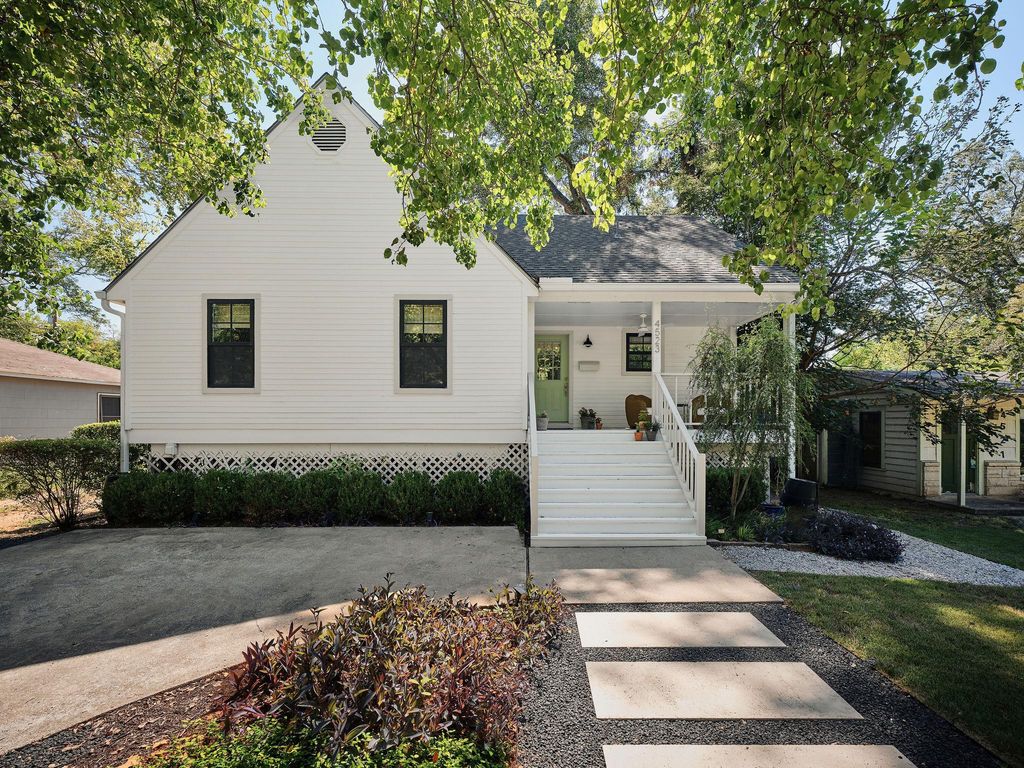 4523 Avenue D, Austin, TX 78751