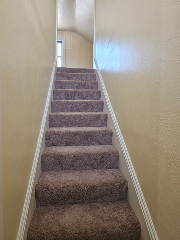718 6th St, Modesto, CA 95354
