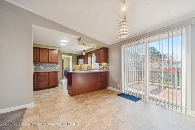 4123 Balmoral Drive, Lansing, MI 48911