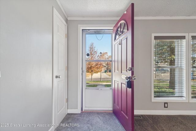 4123 Balmoral Drive, Lansing, MI 48911