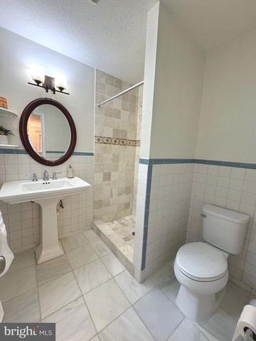 6602 TUSCULUM RD RD, Bethesda, MD 20817