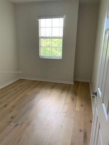 8464 W Mcnab Rd, Tamarac, FL 33321