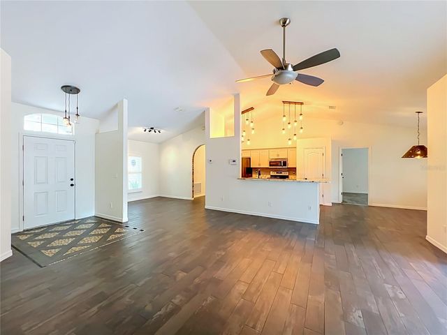 9418 MEADOW CREST LANE, Clermont, FL 34711