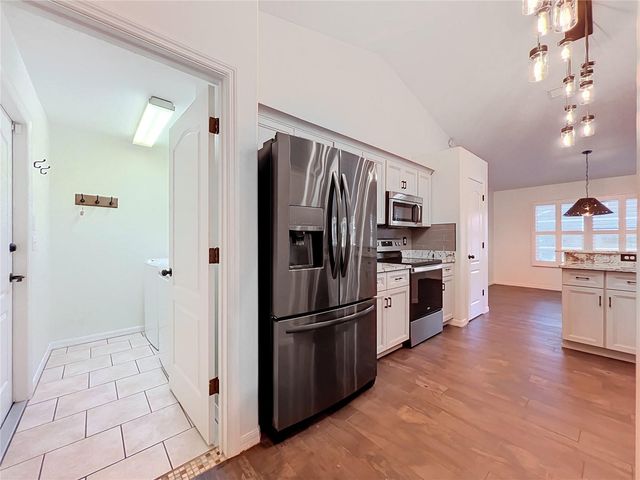 9418 MEADOW CREST LANE, Clermont, FL 34711