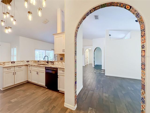 9418 MEADOW CREST LANE, Clermont, FL 34711